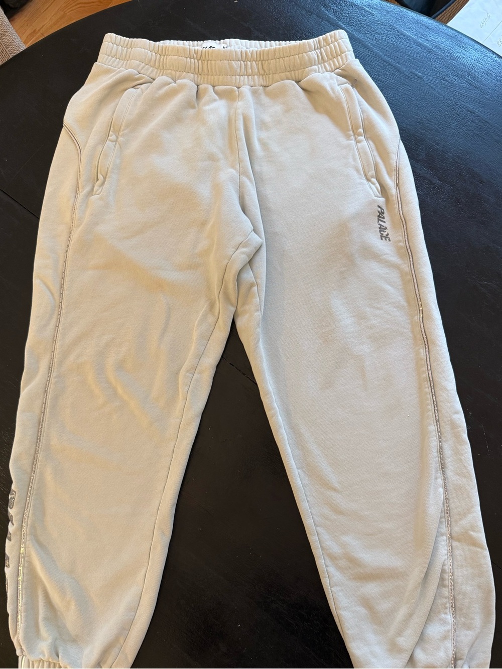 Palace Sweatpants Joggers Zip Pockets Streetwear Skate